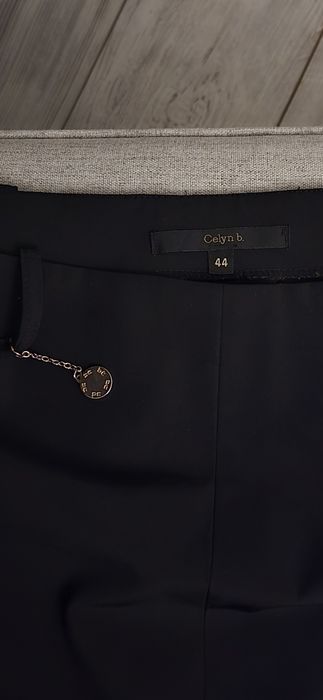 Spódnica ekskluzywna Celyn. b. Rozmiar włoski 44/m