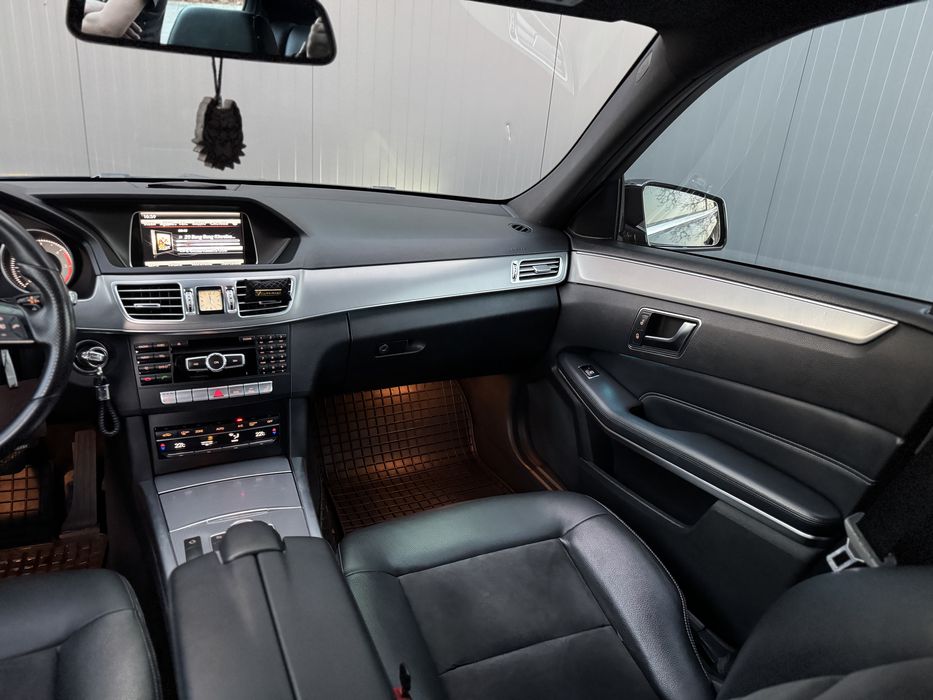 Mercedes Benz E200 2.2дизель  2015рік