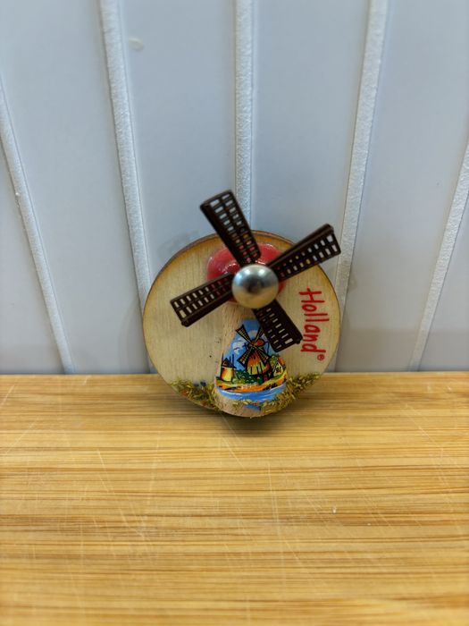 Magnes Holandia drewniany