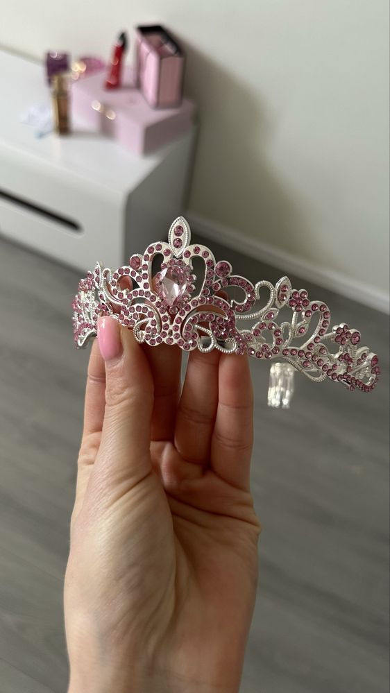 Стрічка та корона «Birthday Queen»