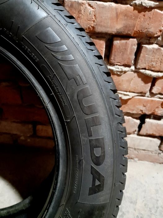 Jak nowe opony zimowe Fulda 215/60/16.