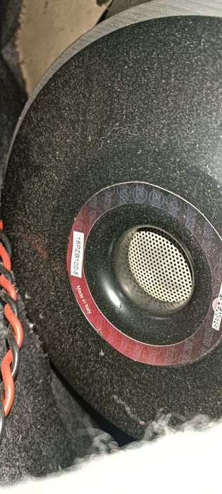 6 Subs equipados com B&C + oferta de duas caixas