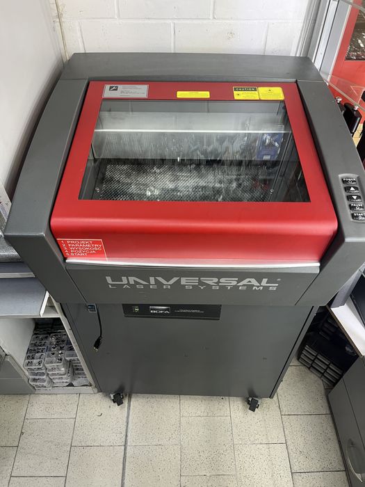 Ploter laser Universal Laser Systems VLS 2.30