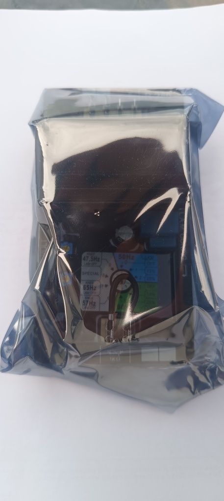 R250 AVR – Regulator napięcia do generatora – Nowy, oryginalny