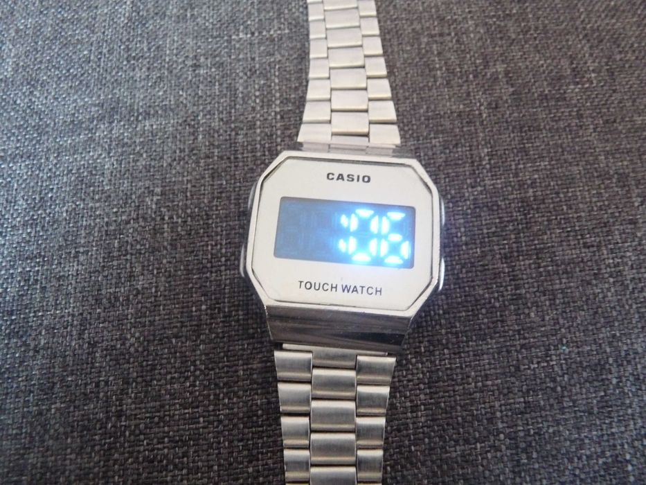 Zegarek elektroniczny Casio Digital Touch Watch