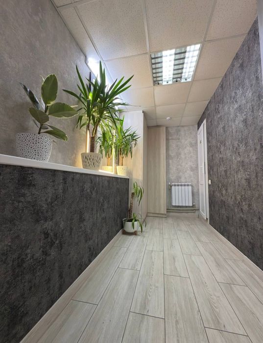 Робоче місце для візажу/бровіста, вул.Незалежності 3,біля автовокзалу