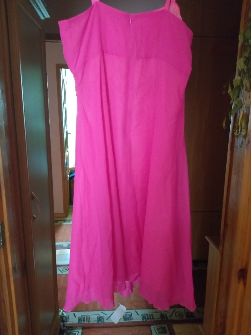 Sukienka różowa 46