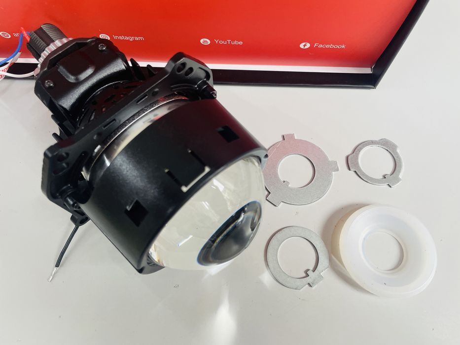 Лінзи AMS A3-MAX 3.0 дюйма у фари/61-68Вт/2 роки гарантії