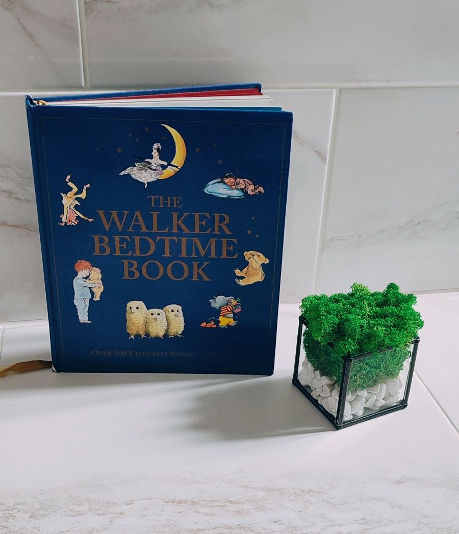 The Walker bedtime book . Збірка 100 видатних історій на англійській