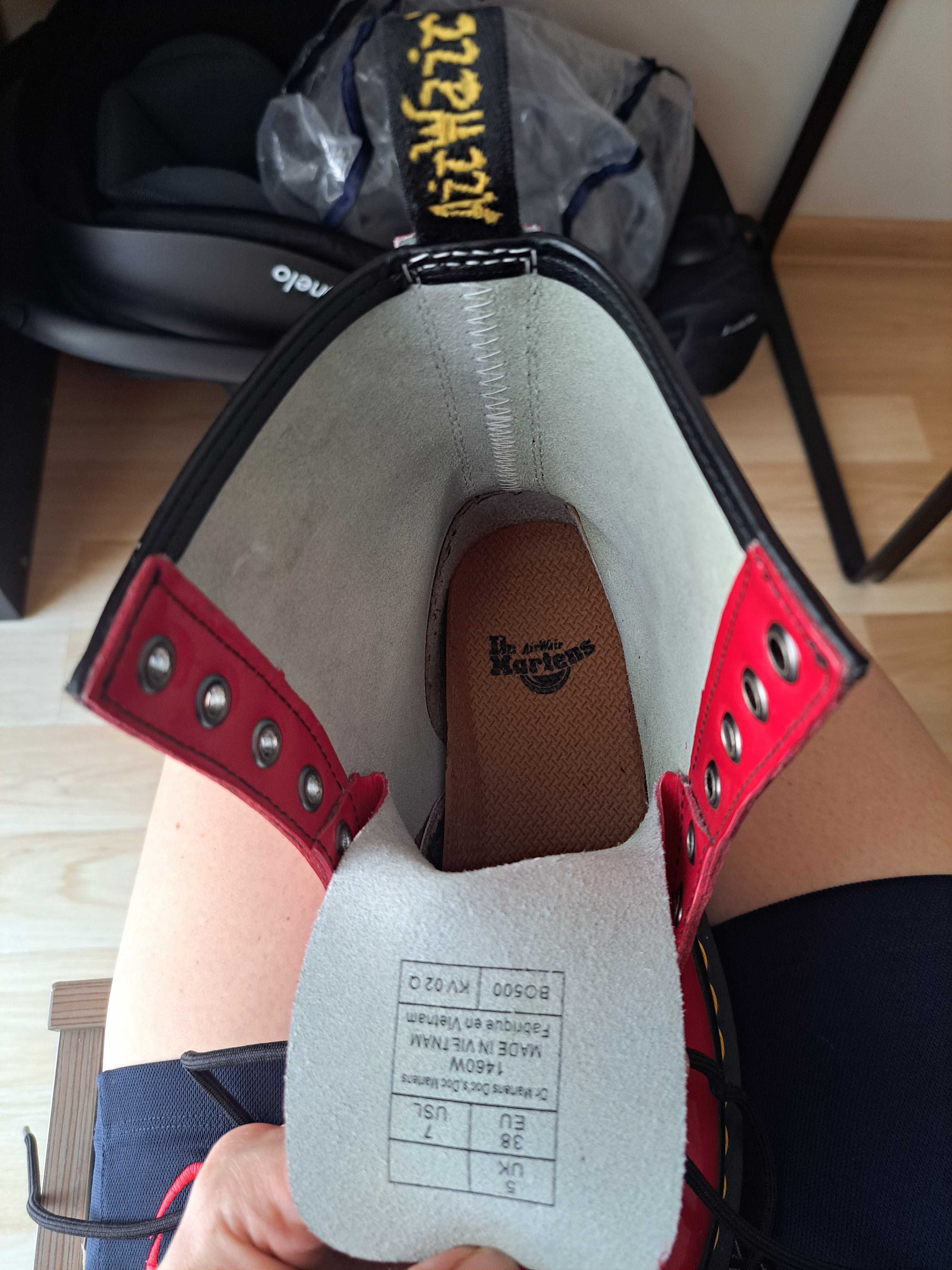 Buty Dr. Martens damskie 1460W czerwone r. 38