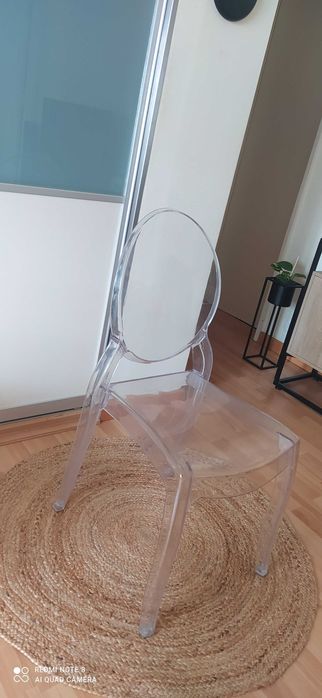 Cadeira acrilico transparente