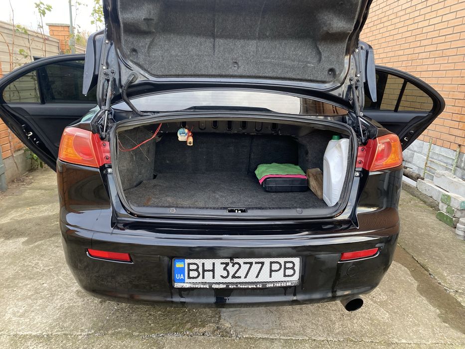 Mitsubishi Lancer 10