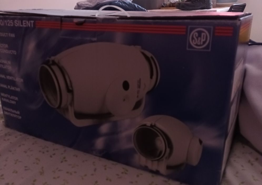 Pratos e tarça  bandeja