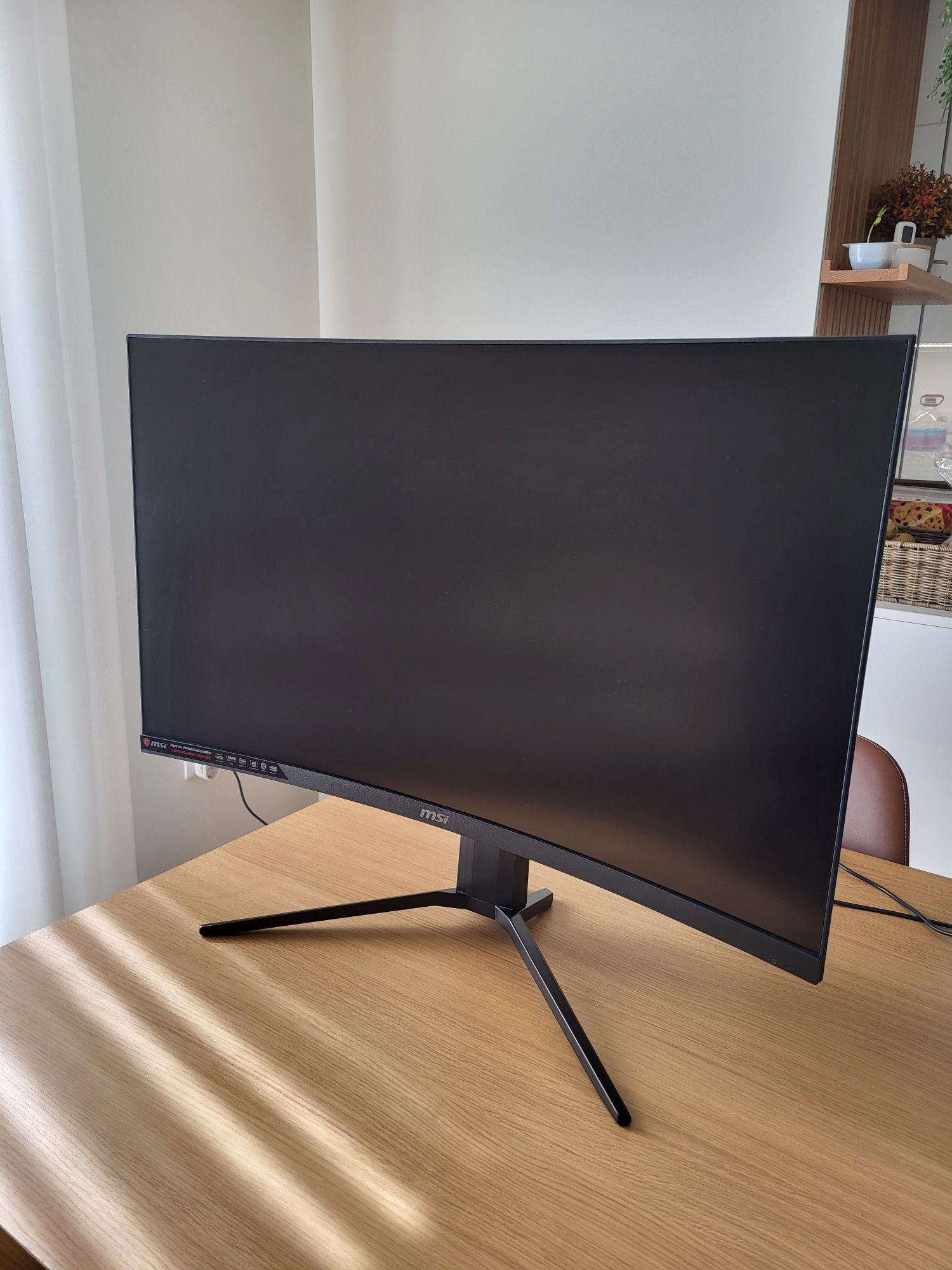 Monitor 32" 4k curvo MSI MAG321CURV