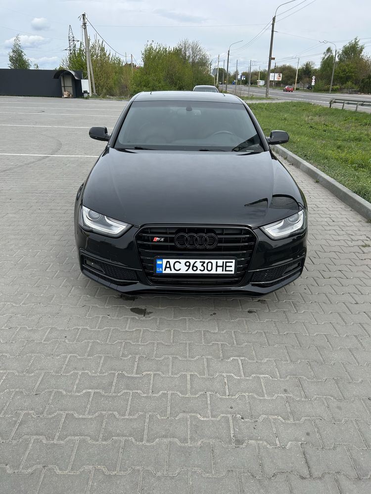 Продам Audi a4 S Plus