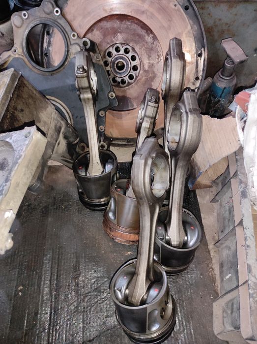 Блок мотора поршневая шатун MAN TGA TGX D2066 LF02