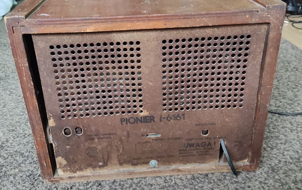 Radio vintage Pionier I-6161