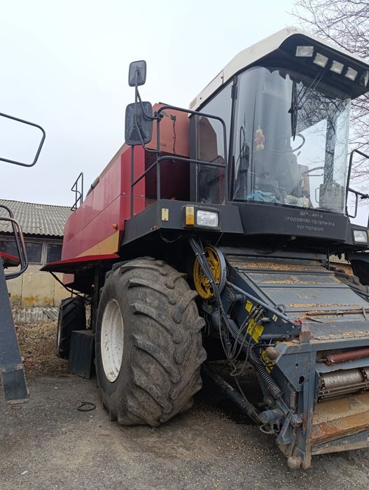 Продам комбайн полессє 1218