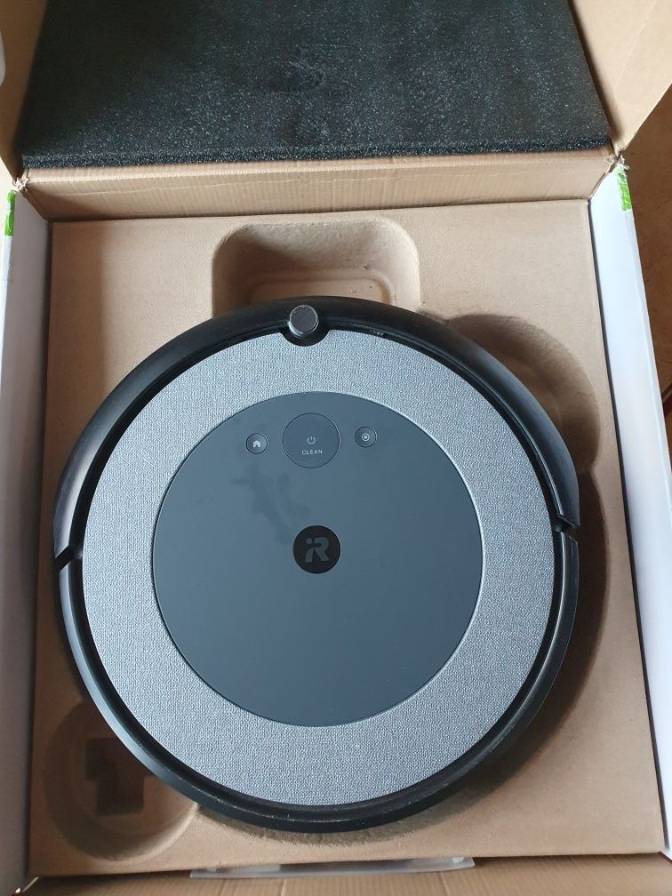 iRobot Roomba i5