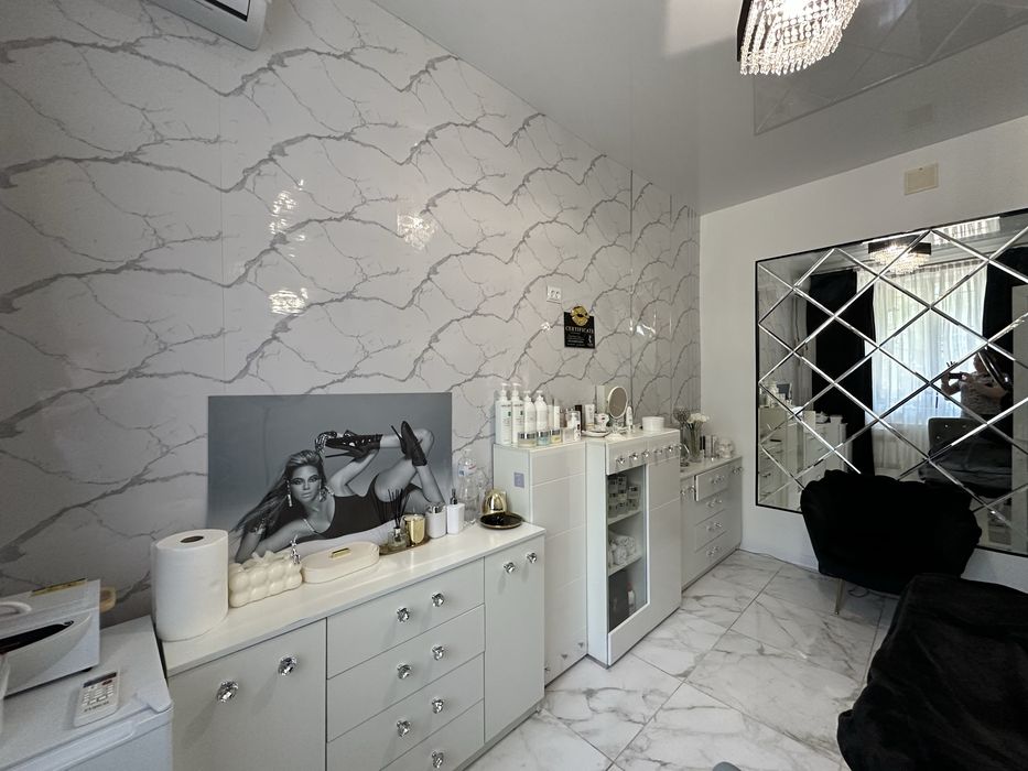 ПРОДАЖ комерційного приміщення, 3 мкрн (ЛІВИЙ БЕРЕГ)