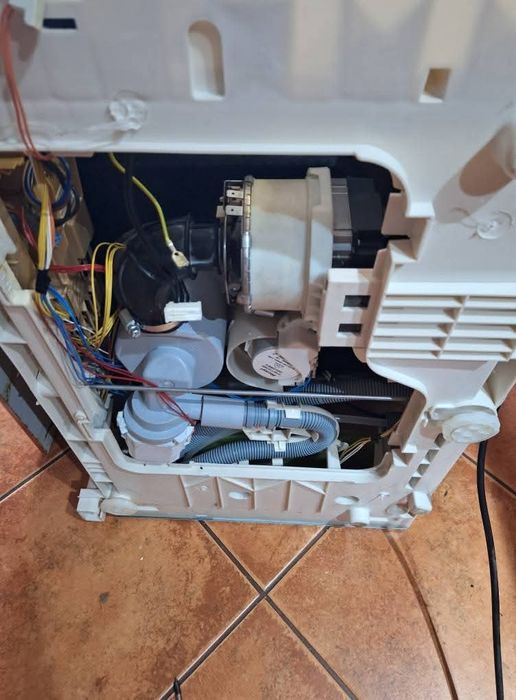 Naprawa pralek lodówek zmywarek piekarników kuch. gazowych