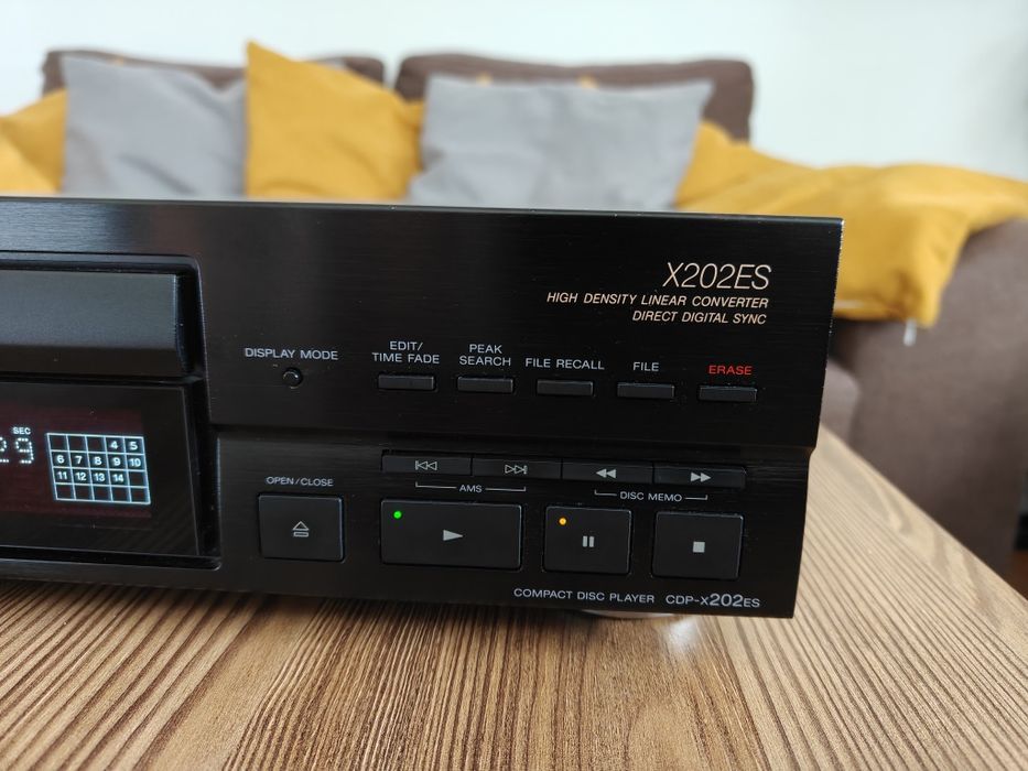 Sony  CDP-x202ES
