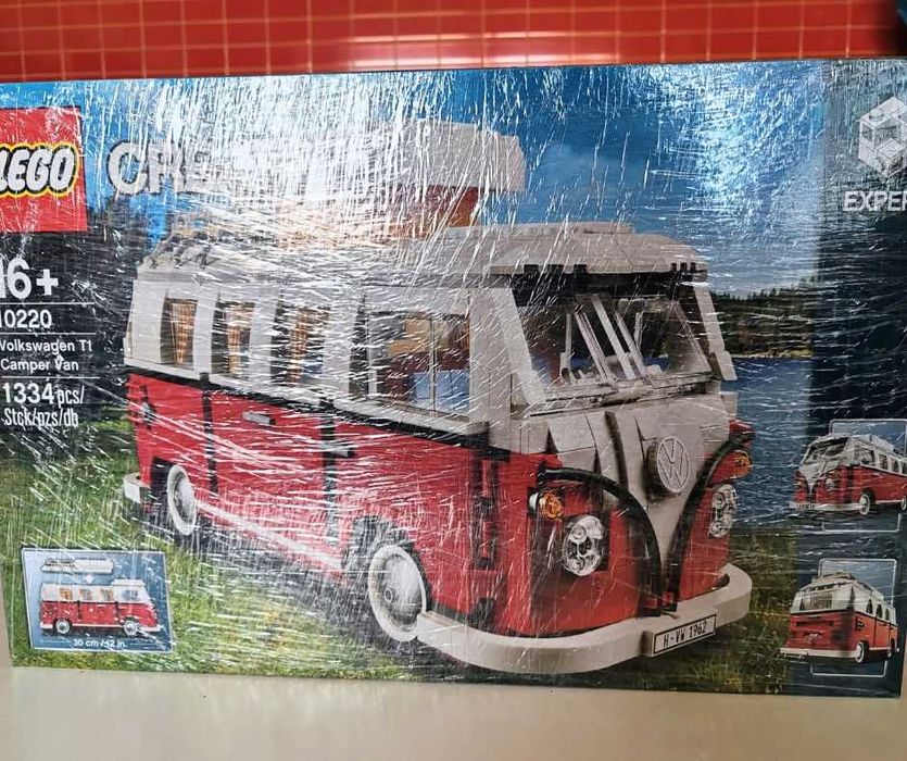 Volkswagen- T1-camper-van- Set 10220 Novo e Selado