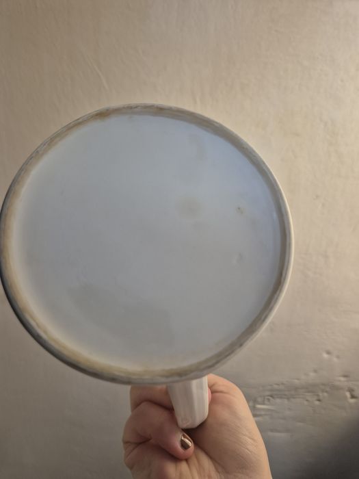 Dzbanek z ikea biały