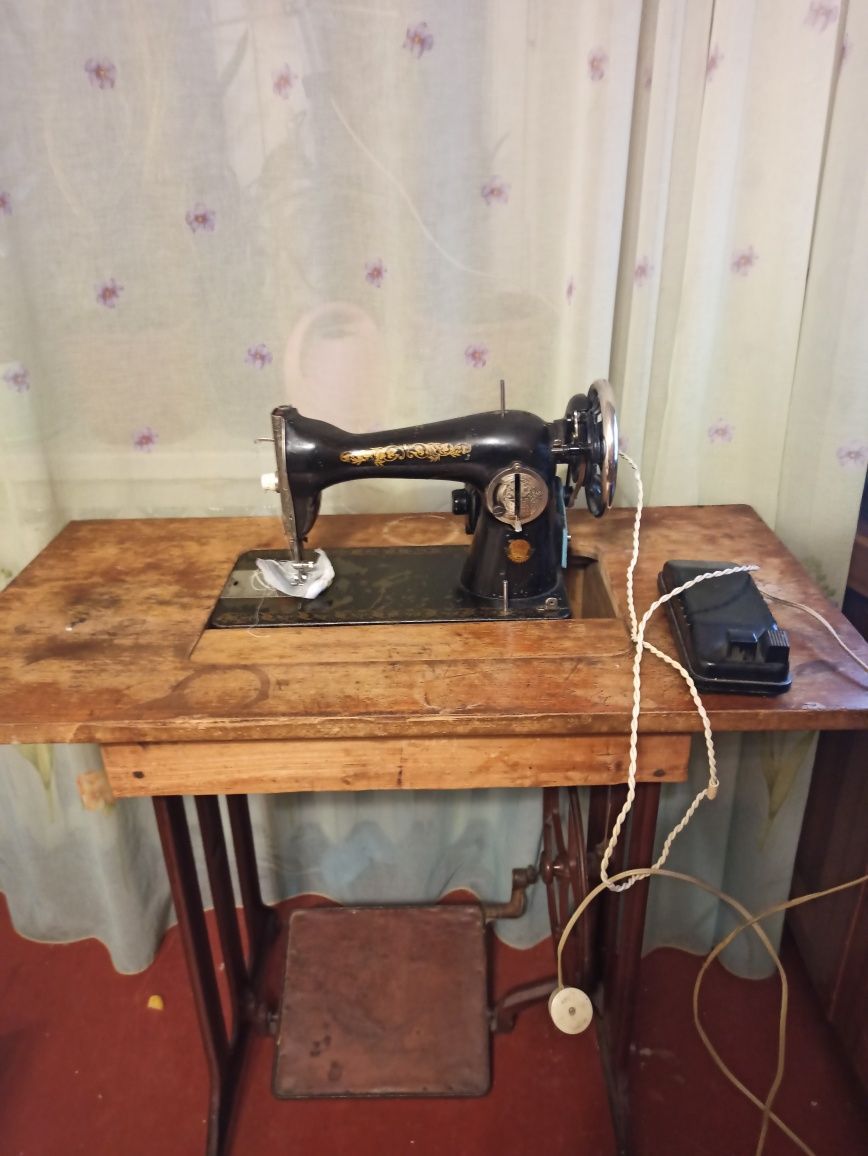 Швейная машина  Калинина