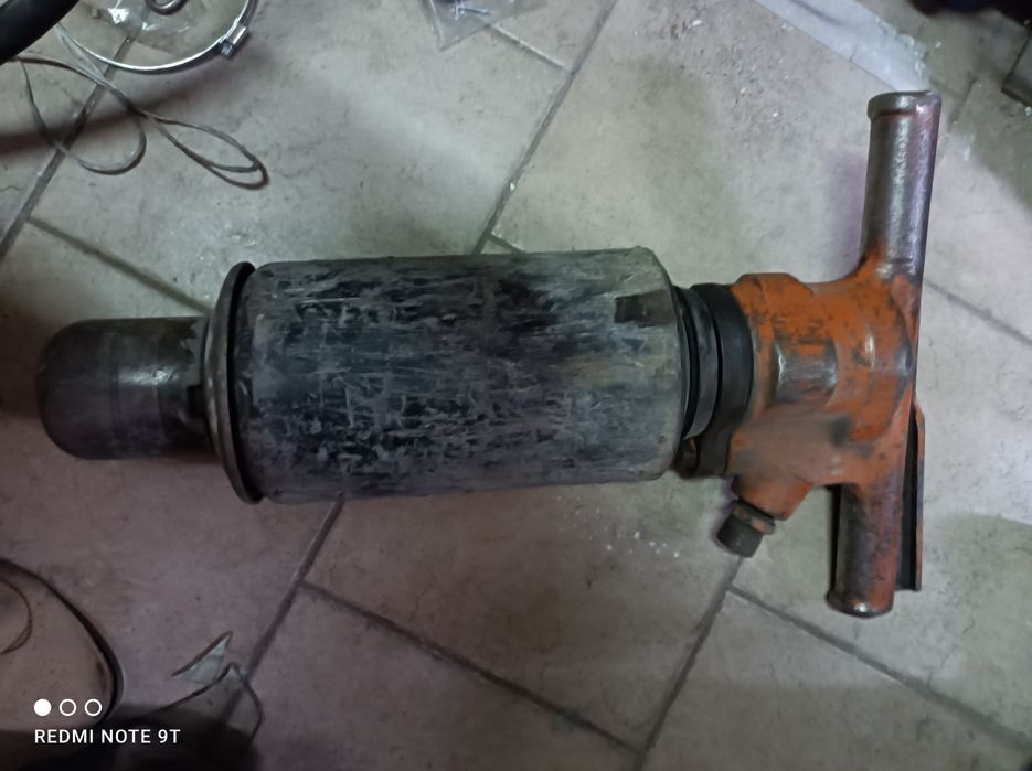 Młot wyburzeniowy do kompresora do remontu plus węże ciśnieniowe 30m