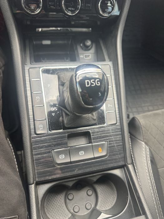 Продам Skoda superb 2.0