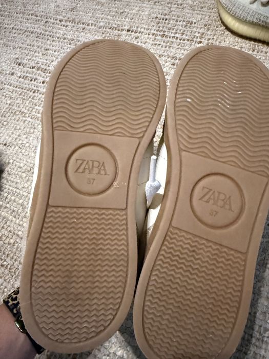 Кросівки zara жіночі