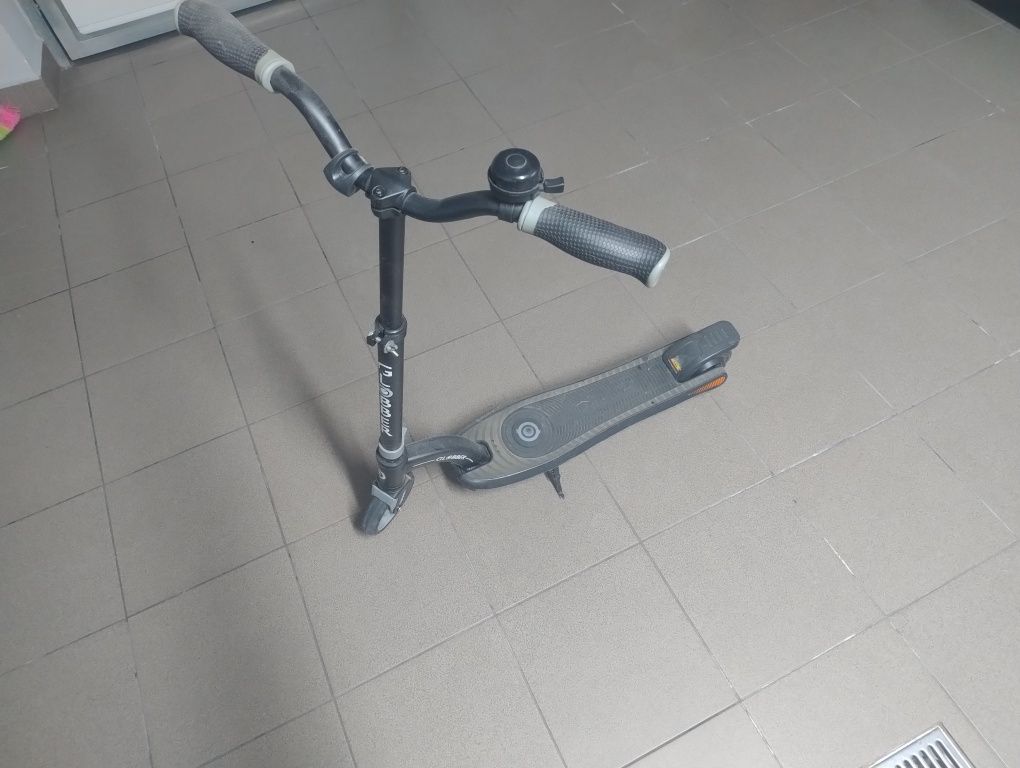 Hulajnoga elektryczna