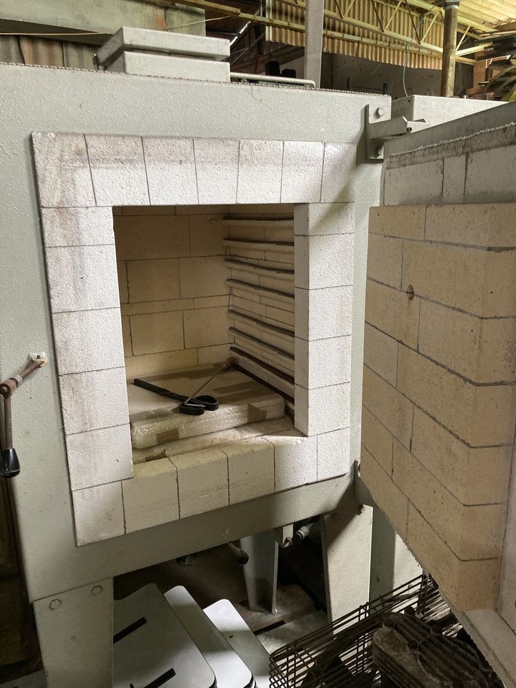 Forno elétrico para cerâmica