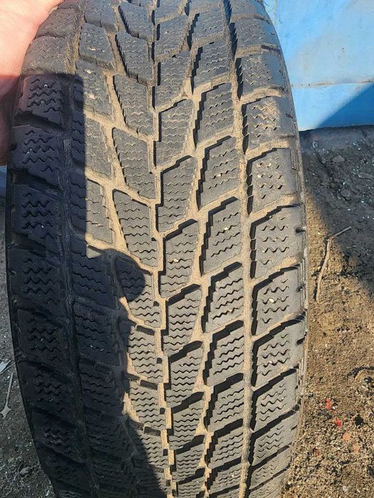 Продам зимнюю резину
