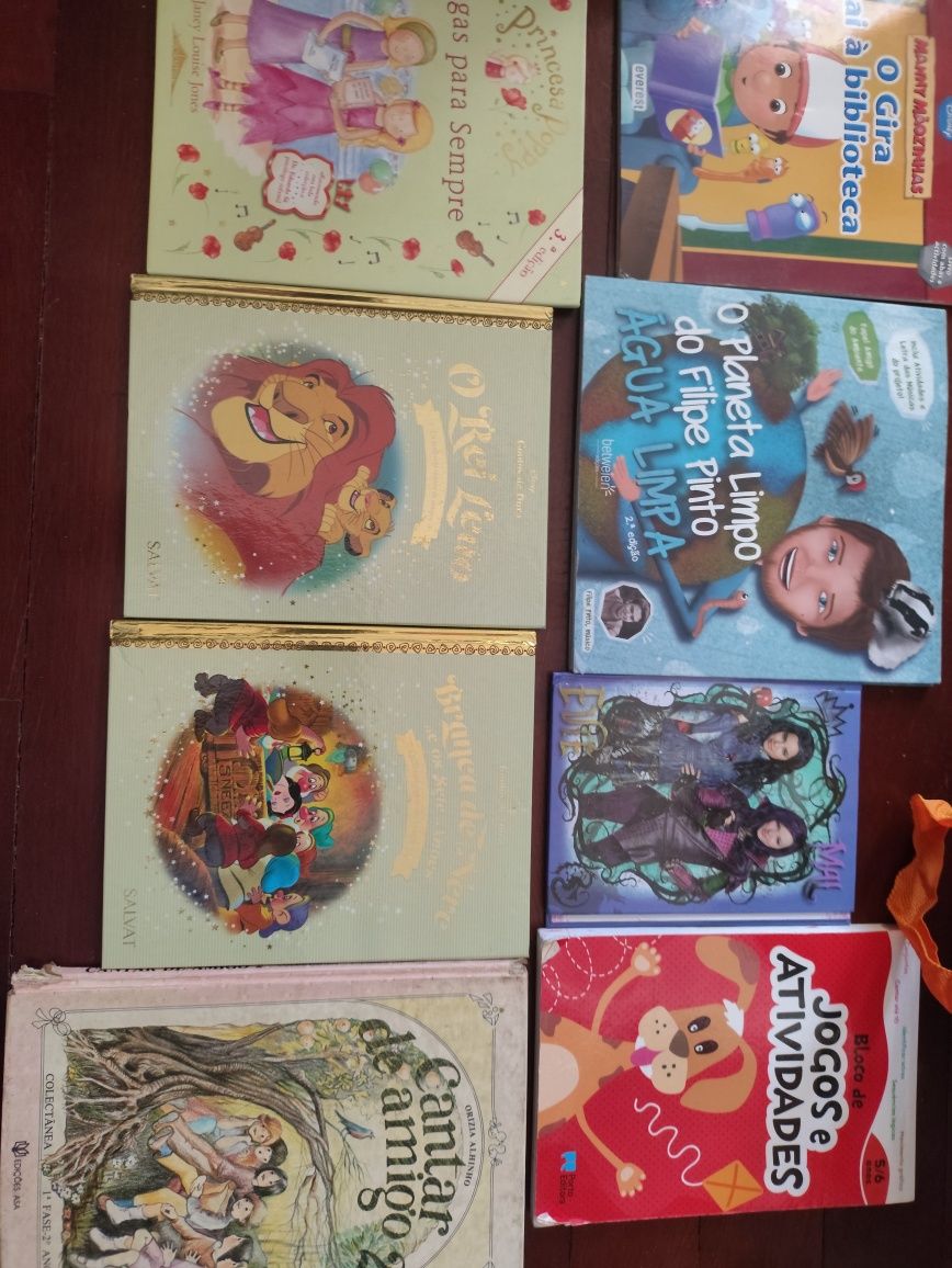Lote de Livros Infantis – Quase 50 títulos diferentes!