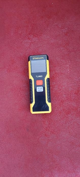 Лазерний далекомір Stanley TLM 65 (STHT1-77032)