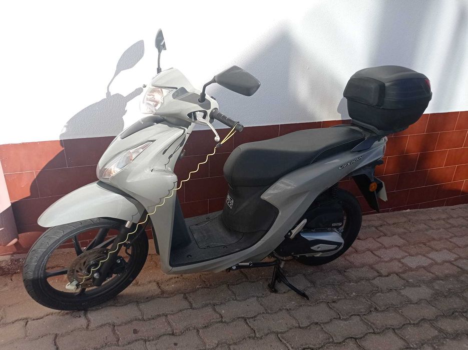 Honda Vision 110 quase nova 435km
