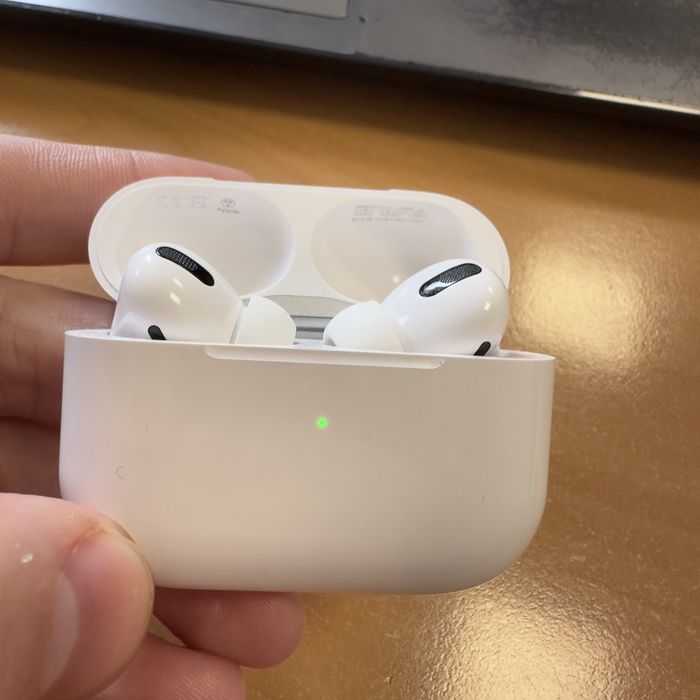 Airpods pro 1 (А2084)