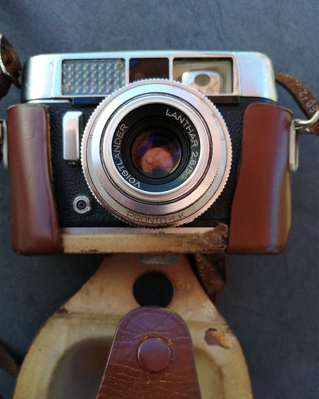 Máquina fotográfica antiga Voigtlander Vito CLR
