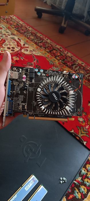Видеокарта MSI Radeon HD 6670