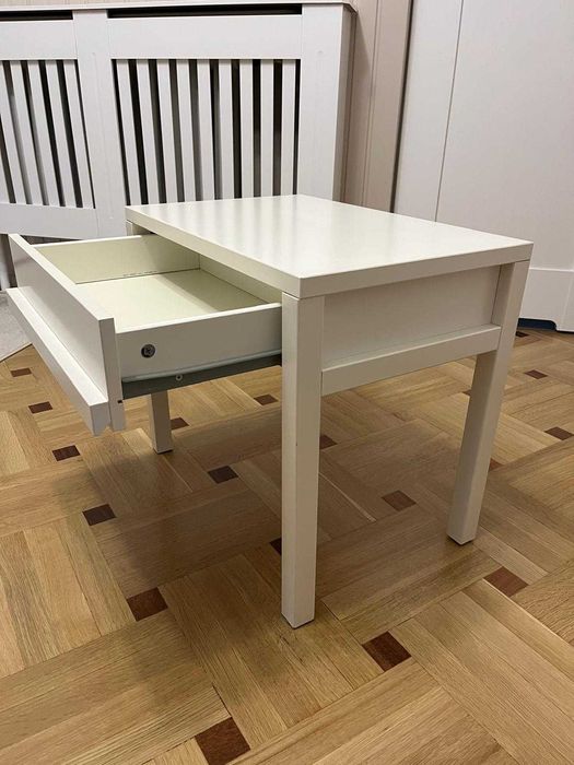 Sprzedam szafkę nocną z Ikea