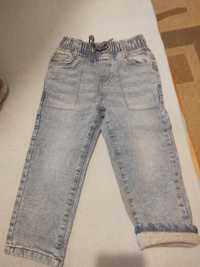 Spodnie chłopiece jeans 104