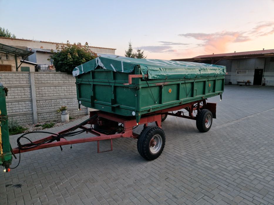 Przyczepa rolnicza Autosan D-47 wywrotka