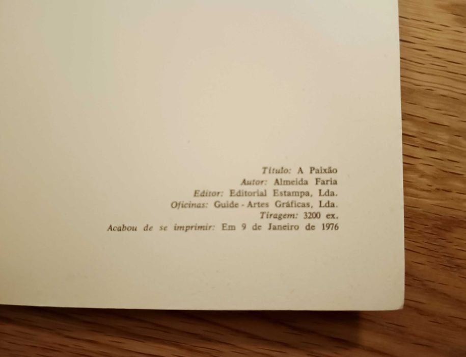 A Paixão - Almeida Faria (Portes incluídos)