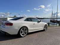 Audi S5 4.2 v8 biala