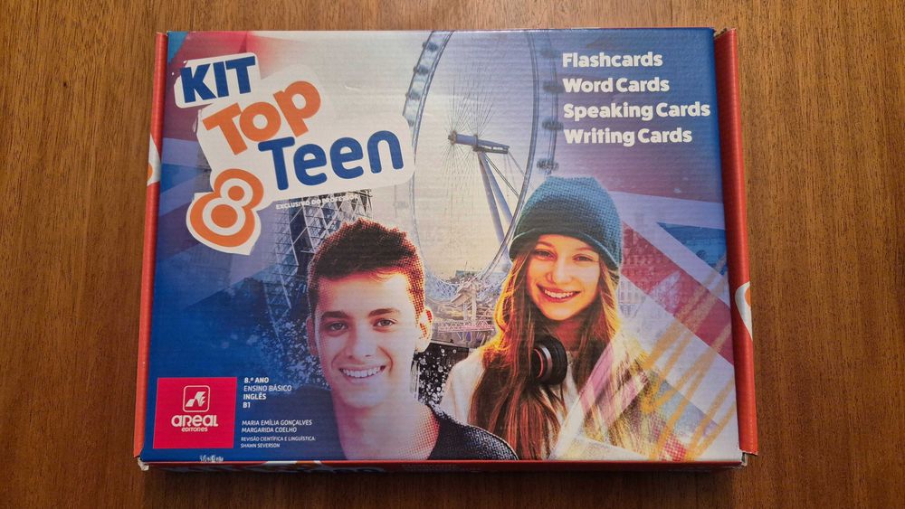 Vendo Pasta de Materiais Speaking & Writing KIT TOP TEEN 8 - NOVO !