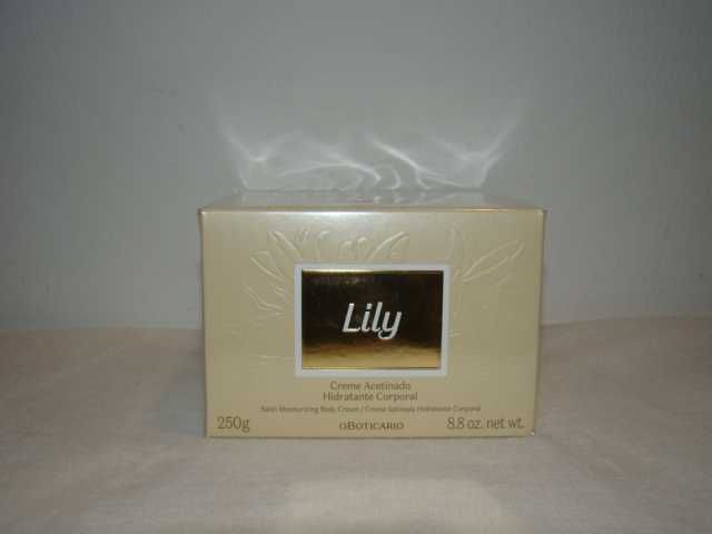Lily, Creme Acetinado Hidratante Corporal, 250g, de O Boticário