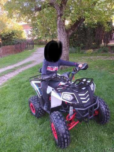 Quad Asix Comander 125