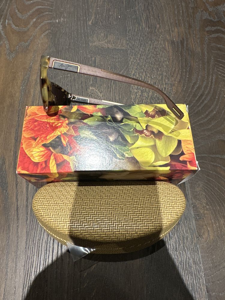 Okulary przeciwsłoneczne marki Maui Jim H734-10L